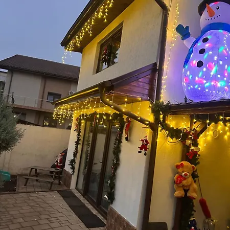 Modern,ideal Pentru 2 Cupluri Sau O Familie Cu 2 Copii Appartamento