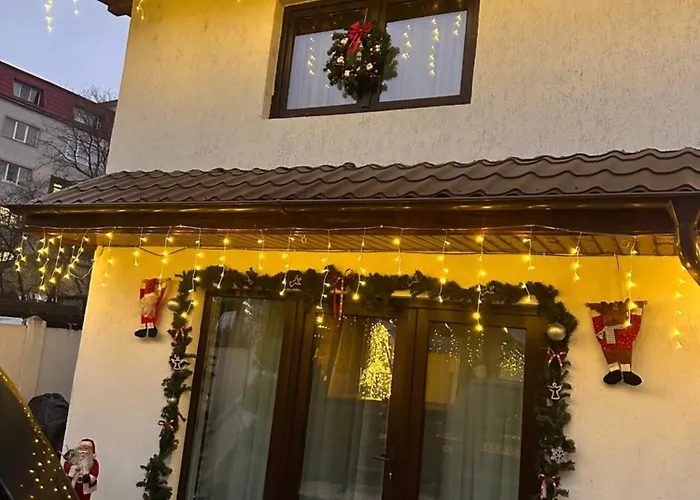 Modern,ideal Pentru 2 Cupluri Sau O Familie Cu 2 Copii Craiova