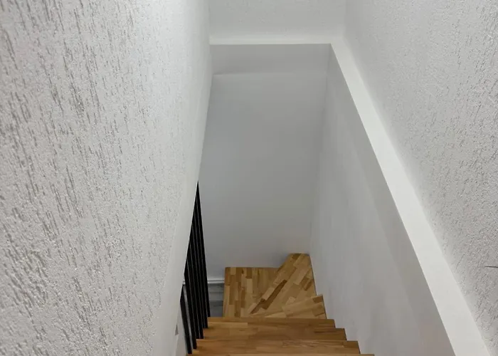 Modern,ideal Pentru 2 Cupluri Sau O Familie Cu 2 Copii *